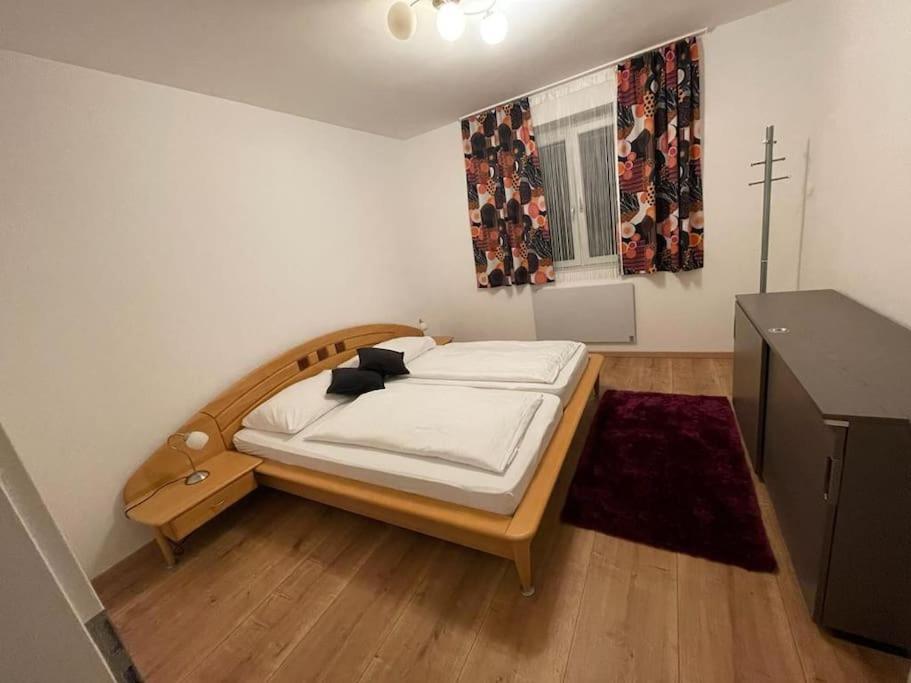 Rr-Rooms Ferienwohnung 尤登堡 外观 照片
